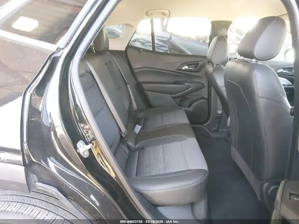 KL77LHE28RC232322 2024 CHEVROLET TRAX - Image 8