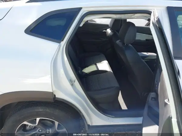 KL77LHE28RC236564 2024 CHEVROLET TRAX - Image 8