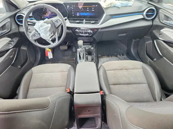 KL77LHE28RC238072 2024 CHEVROLET TRAX - Image 8