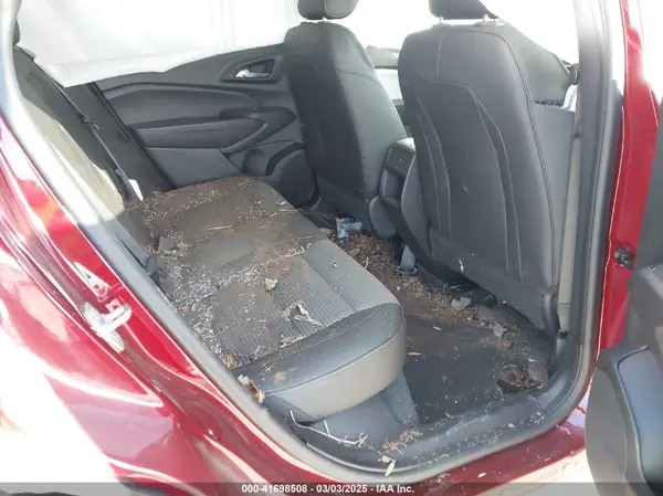 KL77LHE28RC238993 2024 CHEVROLET TRAX - Image 8