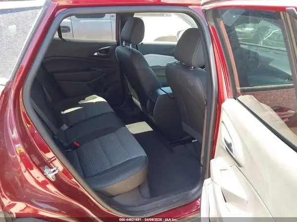 KL77LHE28RC242137 2024 CHEVROLET TRAX - Image 8