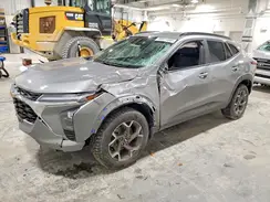 KL77LHE28SC273376 2025 CHEVROLET TRAX