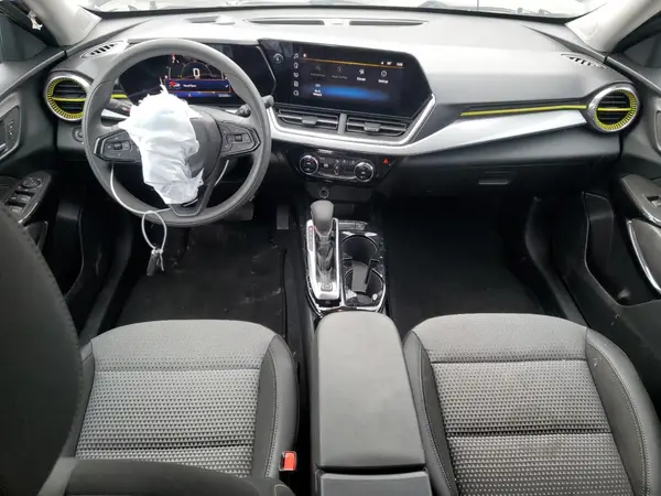 KL77LHE29RC001512 2024 CHEVROLET TRAX - Image 8
