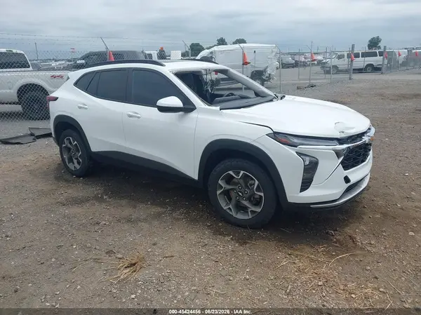 KL77LHE29RC029164 2024 CHEVROLET TRAX - Image 1