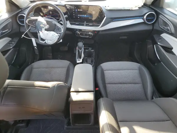 KL77LHE29RC074511 2024 CHEVROLET TRAX - Image 8