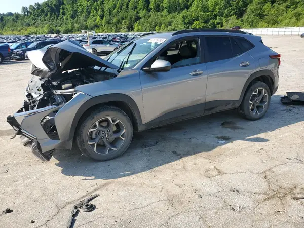 KL77LHE29RC125246 2024 CHEVROLET TRAX - Image 1