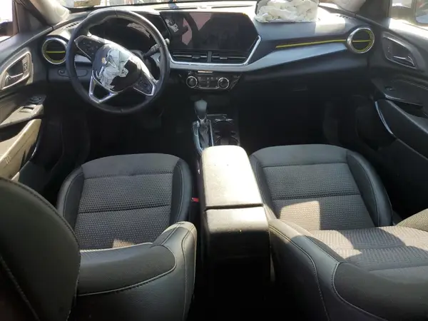 KL77LHE29RC125246 2024 CHEVROLET TRAX - Image 8