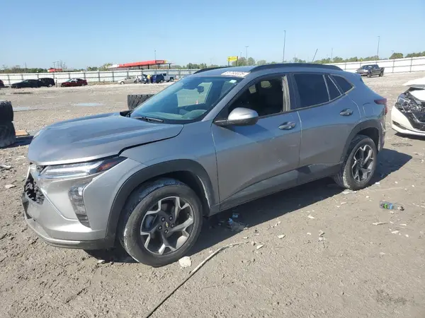 KL77LHE29RC133895 2024 CHEVROLET TRAX - Image 1
