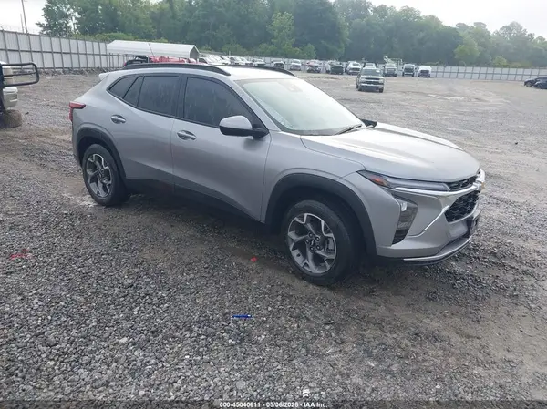 KL77LHE29RC140846 2024 CHEVROLET TRAX - Image 1