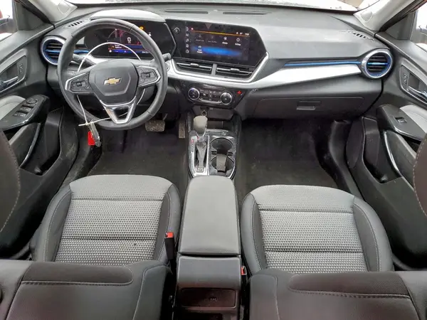KL77LHE29RC175080 2024 CHEVROLET TRAX - Image 8