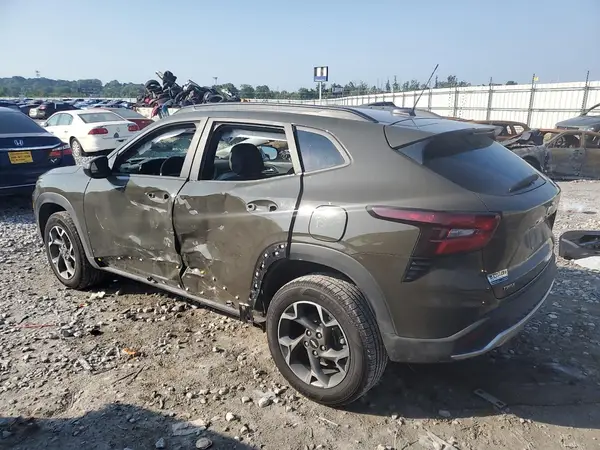 KL77LHE29RC194616 2024 CHEVROLET TRAX - Image 2