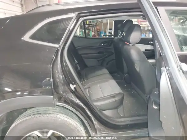 KL77LHE29RC239070 2024 CHEVROLET TRAX - Image 8