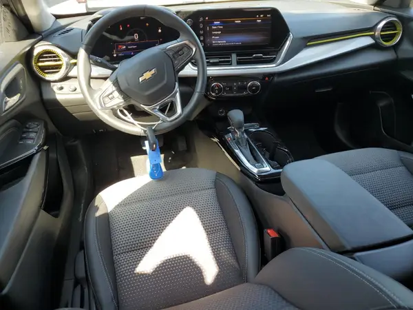 KL77LHE29RC245645 2024 CHEVROLET TRAX - Image 8