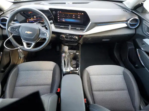 KL77LHE2XRC017833 2024 CHEVROLET TRAX - Image 8