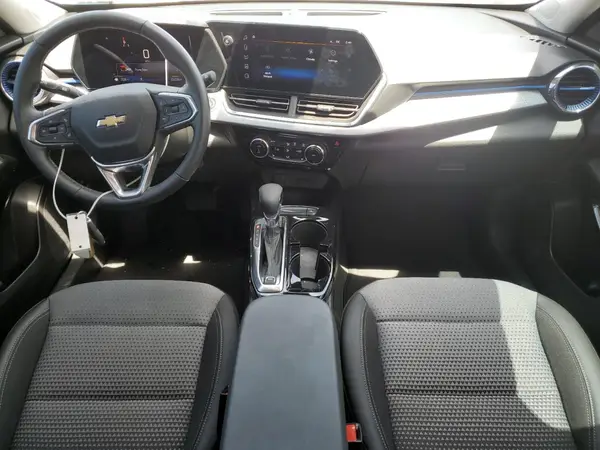 KL77LHE2XRC028668 2024 CHEVROLET TRAX - Image 8