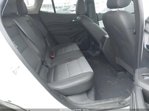 KL77LHE2XRC031568 2024 CHEVROLET TRAX - Image 8