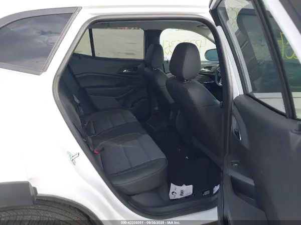 KL77LHE2XRC052694 2024 CHEVROLET TRAX - Image 8