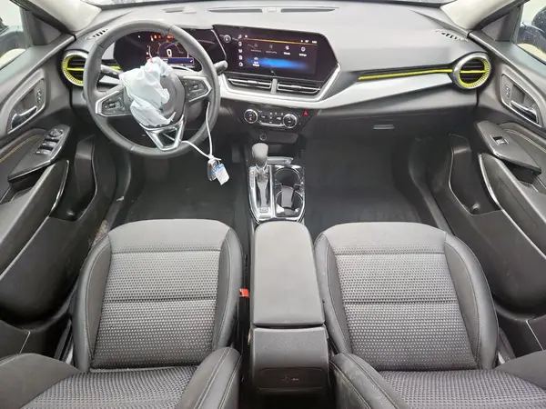 KL77LHE2XRC070838 2024 CHEVROLET TRAX - Image 8