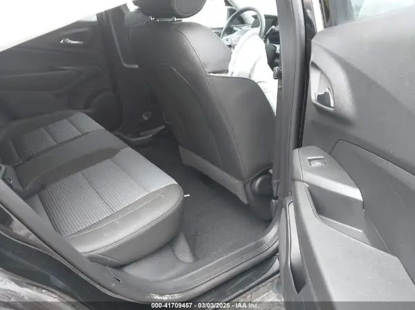 KL77LHE2XRC077742 2024 CHEVROLET TRAX - Image 8