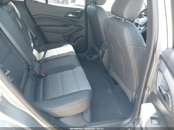 KL77LHE2XRC078258 2024 CHEVROLET TRAX - Image 8