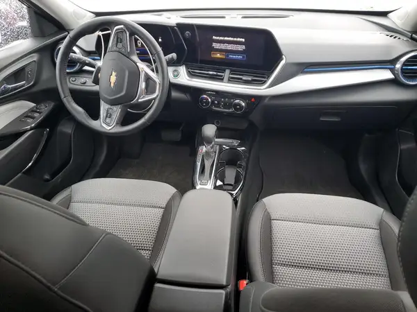 KL77LHE2XRC081208 2024 CHEVROLET TRAX - Image 8