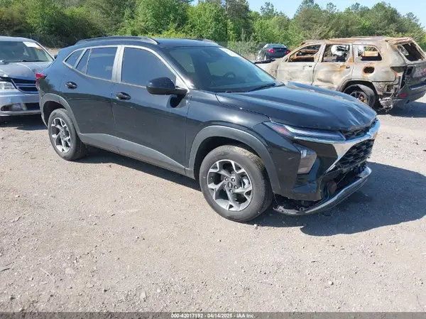 KL77LHE2XRC113686 2024 CHEVROLET TRAX - Image 1