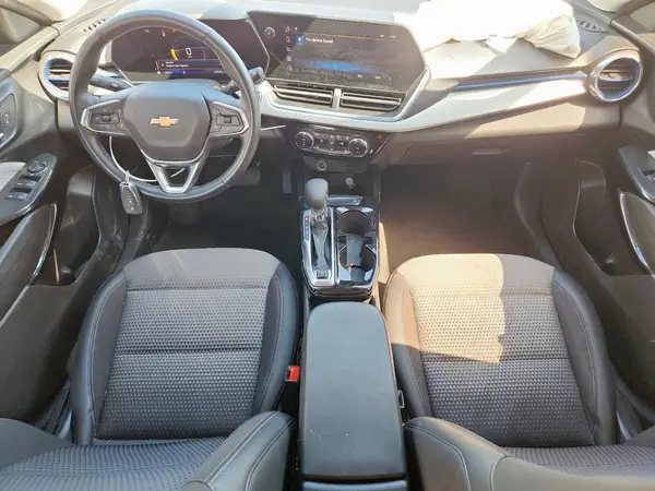 KL77LHE2XRC144341 2024 CHEVROLET TRAX - Image 8
