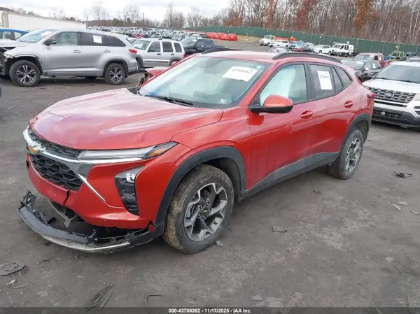 KL77LHE2XRC148874 2024 CHEVROLET TRAX - Image 2