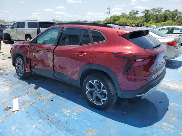 KL77LHE2XRC155257 2024 CHEVROLET TRAX - Image 2