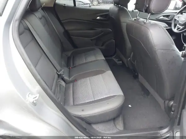 KL77LHE2XRC160880 2024 CHEVROLET TRAX - Image 8