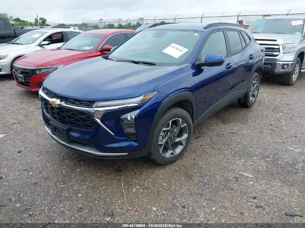KL77LHE2XRC168106 2024 CHEVROLET TRAX - Image 2