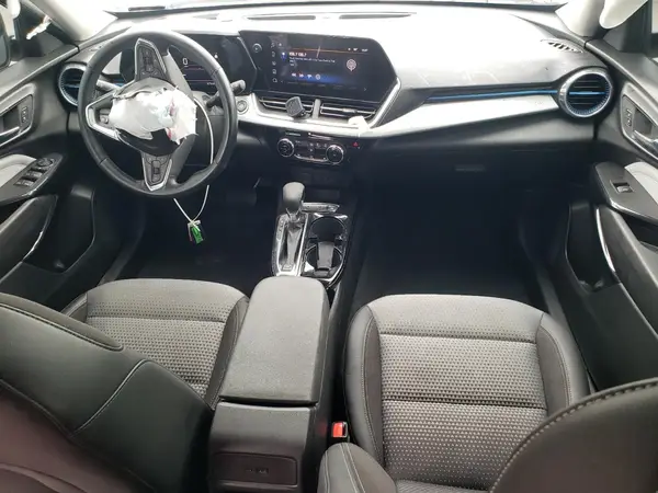 KL77LHE2XRC215585 2024 CHEVROLET TRAX - Image 8
