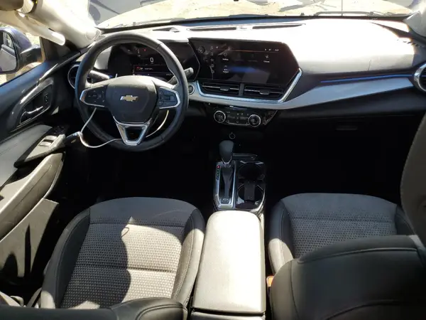 KL77LHE2XRC218096 2024 CHEVROLET TRAX - Image 8