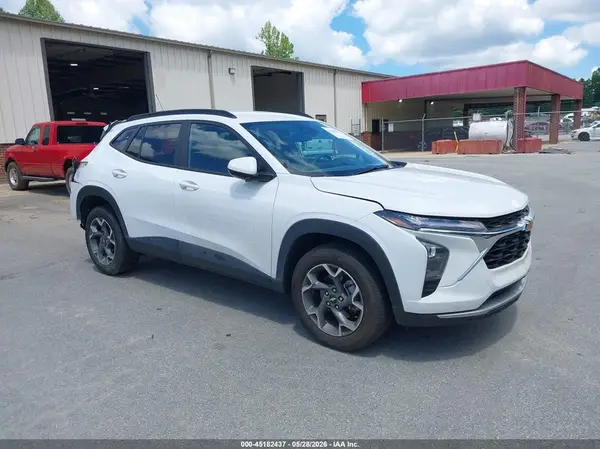 KL77LHE2XRC234735 2024 CHEVROLET TRAX - Image 1