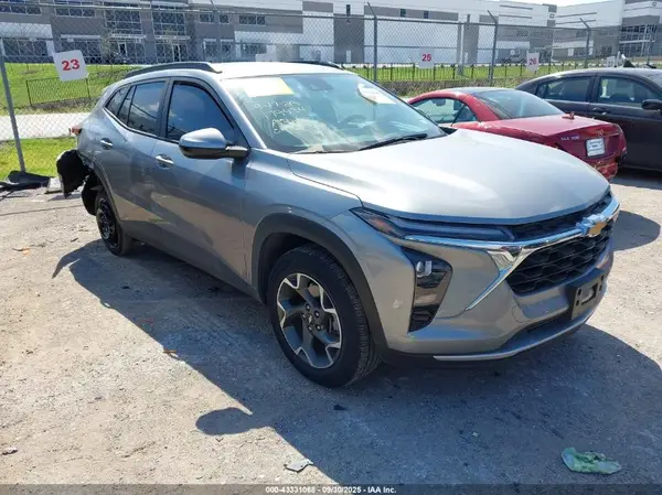 KL77LHE2XRC237487 2024 CHEVROLET TRAX - Image 1