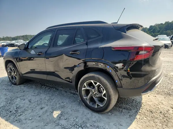 KL77LHE2XRC246299 2024 CHEVROLET TRAX - Image 2