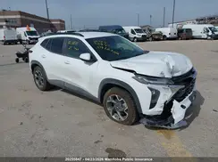 KL77LHE2XSC318575 2025 CHEVROLET TRAX