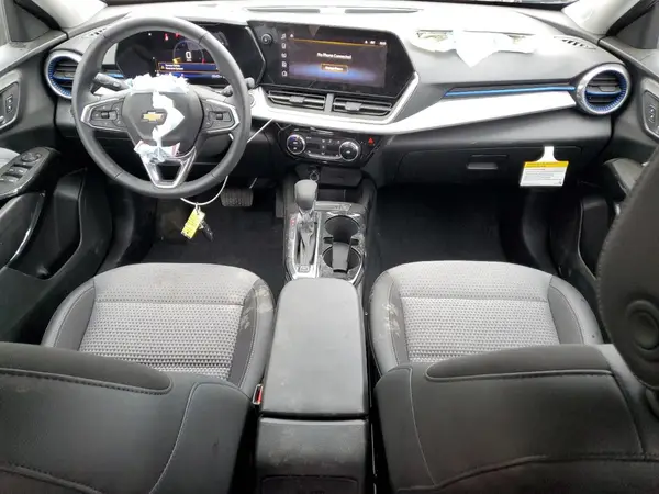 KL77LHEP0SC020712 2025 CHEVROLET TRAX - Image 8