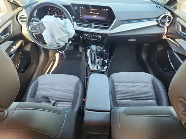 KL77LHEP0SC024615 2025 CHEVROLET TRAX - Image 8