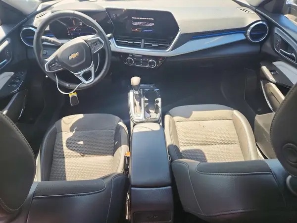 KL77LHEP0SC041429 2025 CHEVROLET TRAX - Image 8