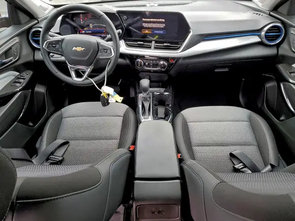 KL77LHEP0SC045920 2025 CHEVROLET TRAX - Image 8