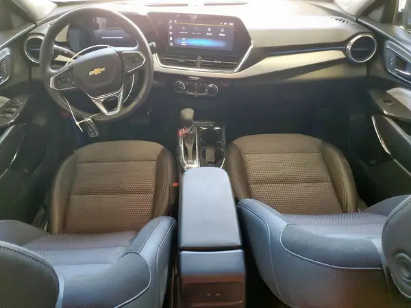 KL77LHEP0SC056027 2025 CHEVROLET TRAX - Image 8