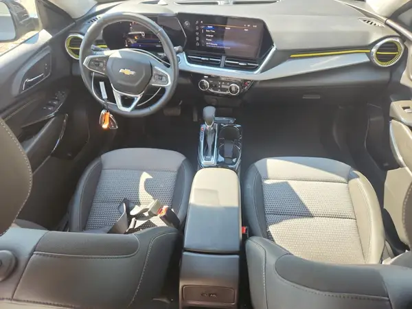 KL77LHEP0SC057839 2025 CHEVROLET TRAX - Image 8