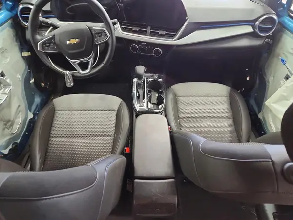 KL77LHEP0SC073023 2025 CHEVROLET TRAX - Image 8