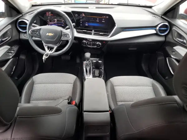 KL77LHEP0SC087410 2025 CHEVROLET TRAX - Image 8