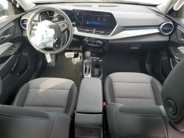 KL77LHEP0SC088430 2025 CHEVROLET TRAX - Image 8