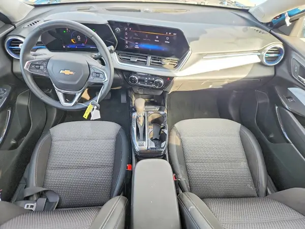 KL77LHEP0SC090341 2025 CHEVROLET TRAX - Image 8