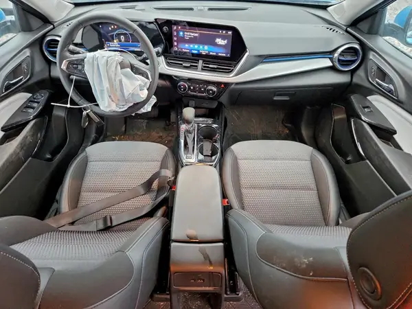 KL77LHEP0SC103444 2025 CHEVROLET TRAX - Image 8