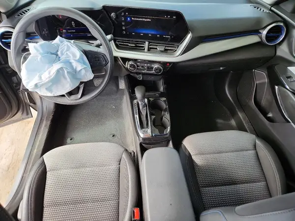 KL77LHEP0SC145483 2025 CHEVROLET TRAX - Image 8