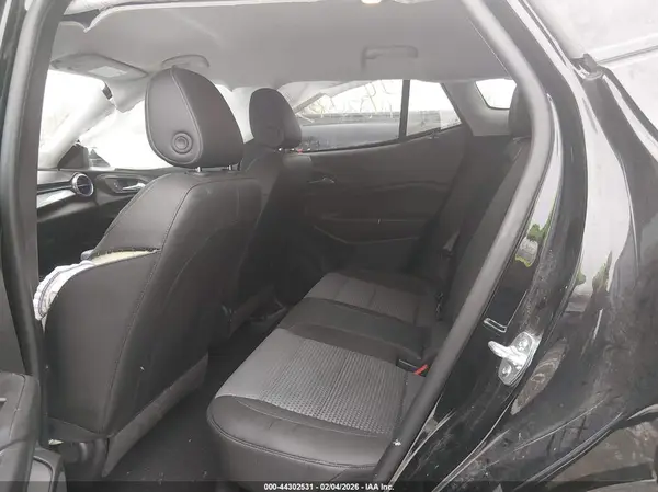 KL77LHEP0SC153647 2025 CHEVROLET TRAX - Image 8